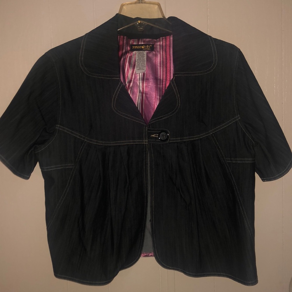 Vintage Sz XL Roomstes short sleeve One button top